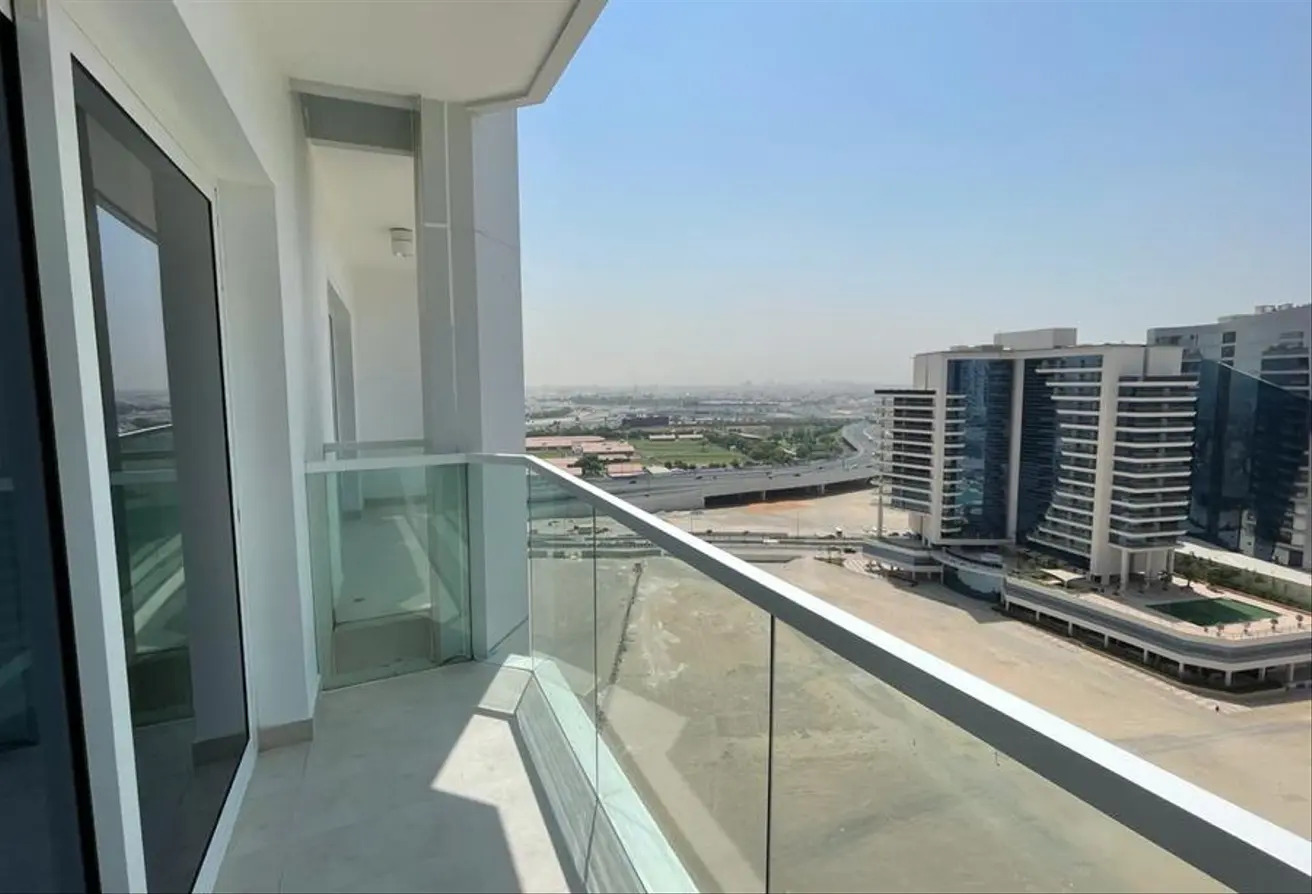 استودیو بیزنس بی B107 - تصویر 3